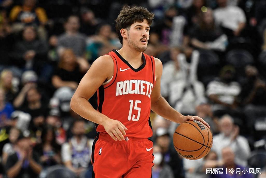pg模拟器-一战创6大纪录！近4战数据媲美全明星，火箭未来基石显现